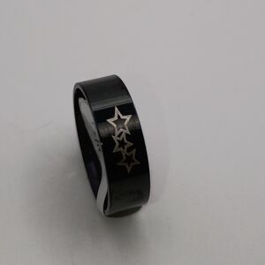 Black Star-Embellished Men's Stainless Steel Fashion Ring Size 21 U.S Size 10.25